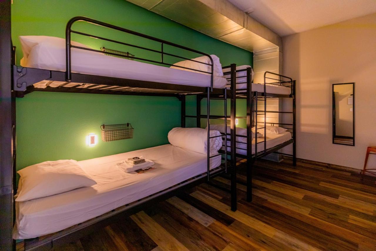 Pintler'S Portal Hostel Anaconda Exterior photo