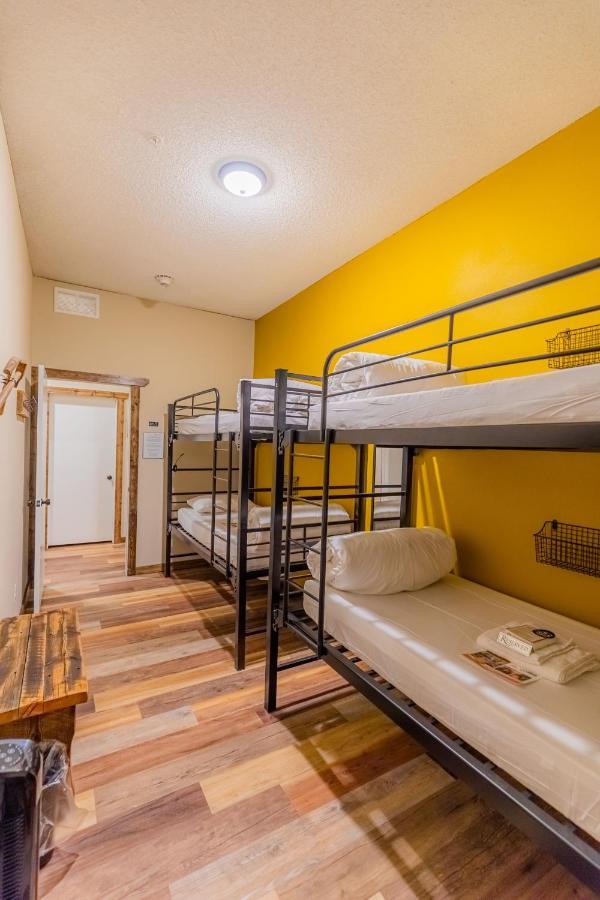 Pintler'S Portal Hostel Anaconda Exterior photo